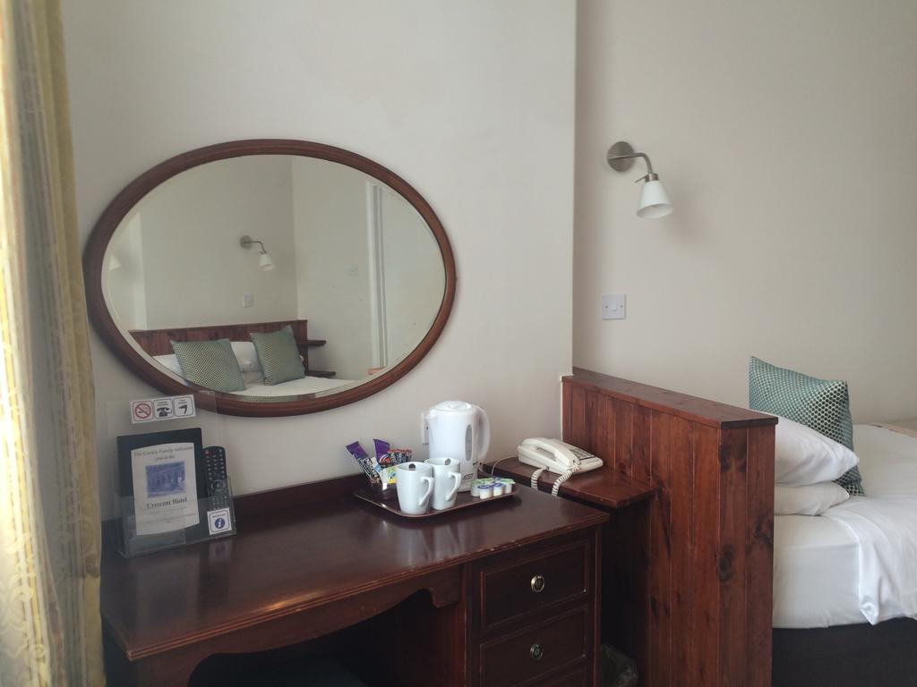 Crescent Hotel Лондон Экстерьер фото