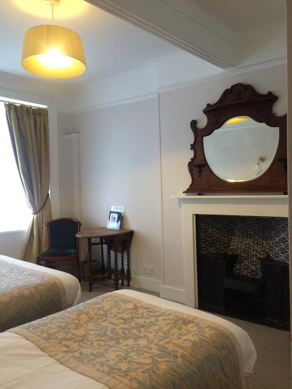 Crescent Hotel Лондон Экстерьер фото