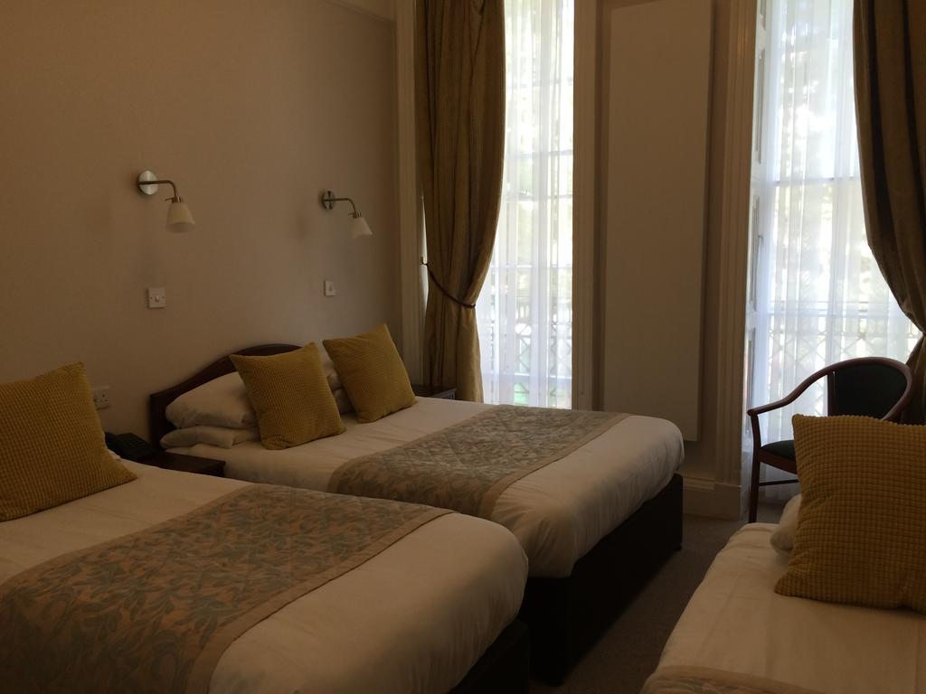 Crescent Hotel Лондон Экстерьер фото